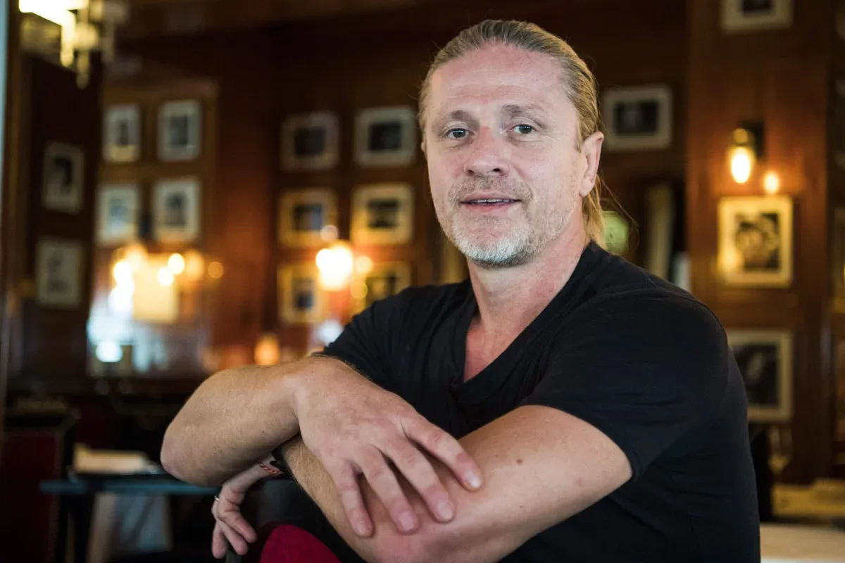 Exclusif | Emmanuel Petit: « Vinicius Jr. La saison dernière se battait pour le Ballon d’Or. Où est-il? »