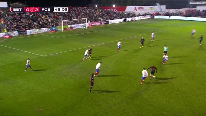 REGARDER: Robert Lewandowski double alors que Barcelone marque le troisième contre Barbastro