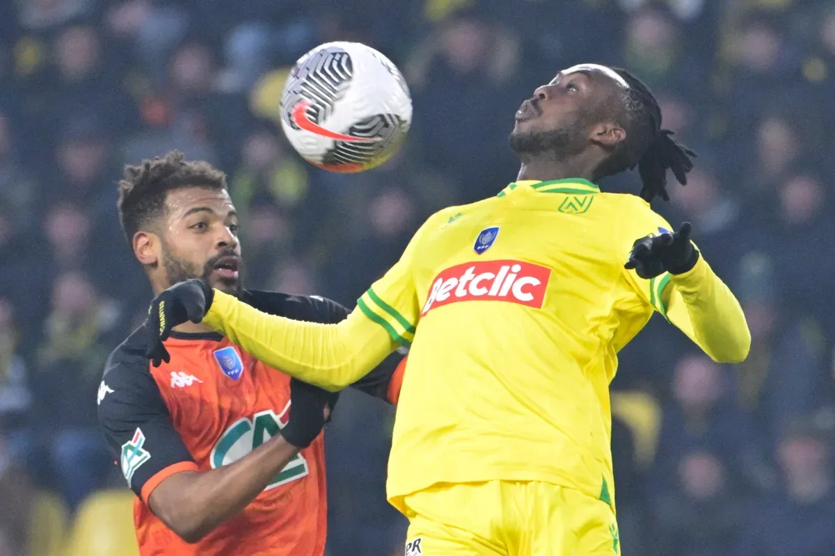 Nantes a prédit Xi v Monataco: Qusis Coquelin et Tanoke out