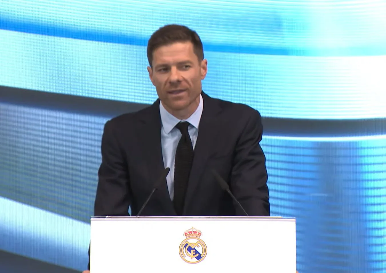 Les premiers mots de Xabi Alonso en tant que manager du Real Madrid – «Sans Acelotti, je ne serais pas là»