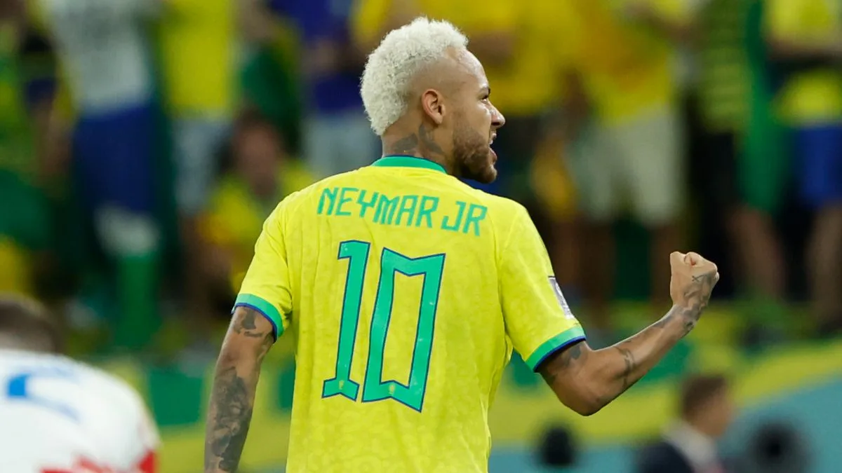 Le directeur sportif de Barcelone, Deco, refuse d’exclure le transfert de Neymar