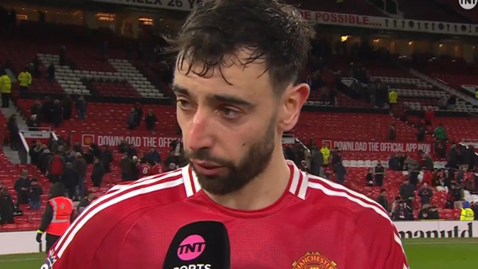 «  Pour une raison quelconque, le manager veut que nous fassions ça  » – Bruno Fernandes explique que l’homme utd lutte sous Amorim