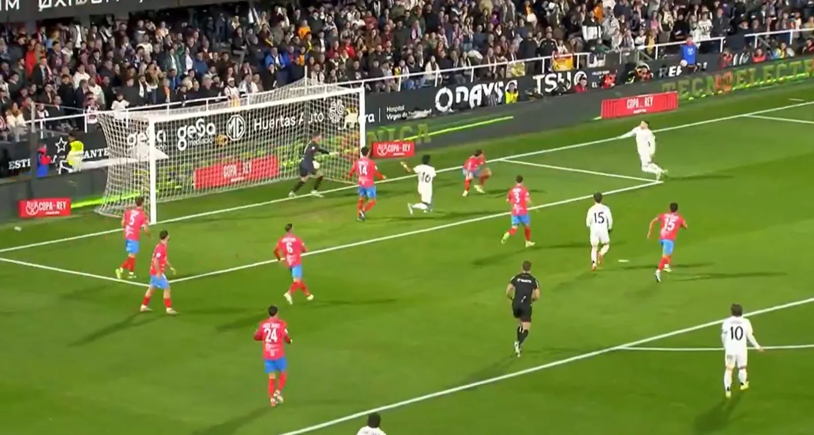 Fede Valverde ouvre le score pour le Real Madrid