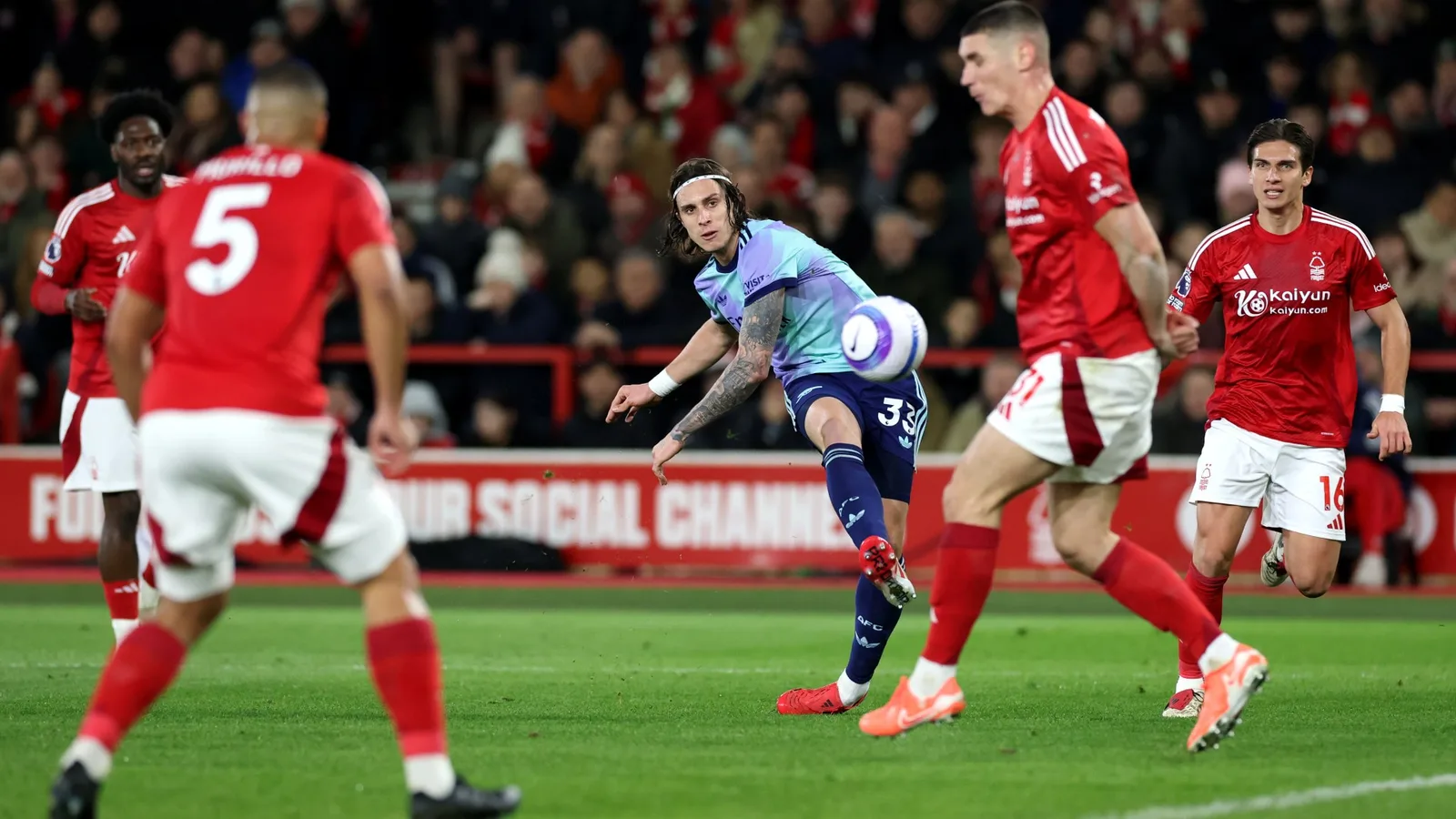 Nottingham Forest vs Arsenal Live Score: Calafiori réussit avec les deux équipes sur l’attaque dans Lively Clash – Mises à jour