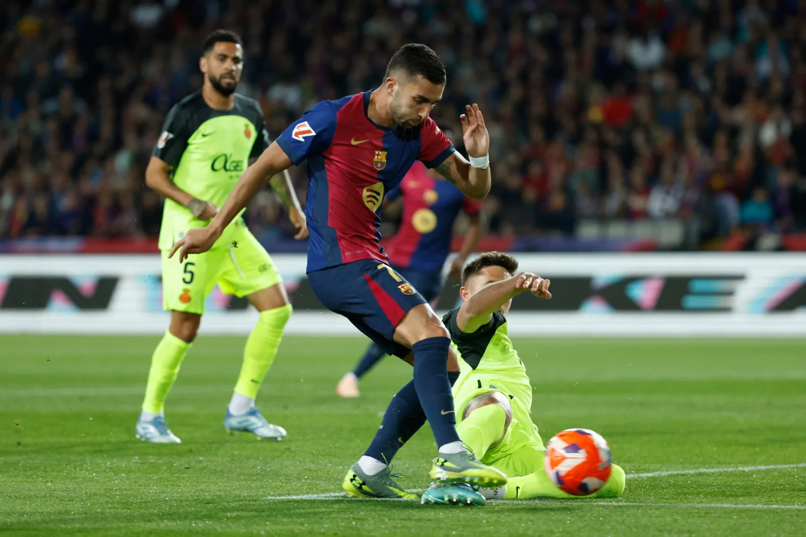 Barcelone Edge après Majorque pour étendre la Liga Advantage