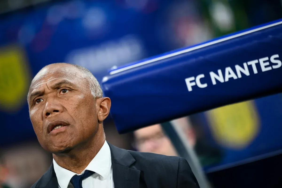 Nantes reste fidèle à Antoine Kombouaré après l’échec des négociations avec Sérgio Conceição et Habib Beye