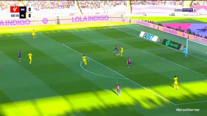 Barcelone tombe en retard dans quatre minutes alors que Ayoze Perez Scores