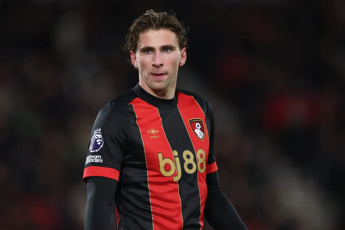 Illia Zabarnyi informe Bournemouth de Désir de rejoindre le PSG