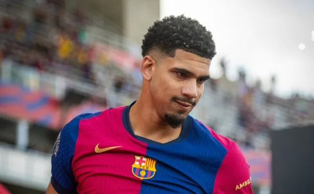 La Juventus attend la réponse de Barcelone à l’offre de Ronald Araujo