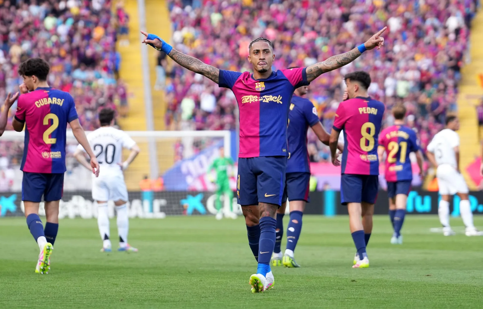 Raphinha s’est préparé à un nouveau contrat de Barcelone cette semaine