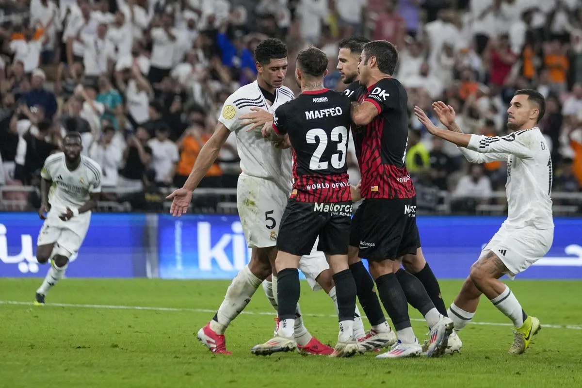 Un ancien joueur du Real Madrid mécontent de son ancien club lors de la Supercoupe d’Espagne