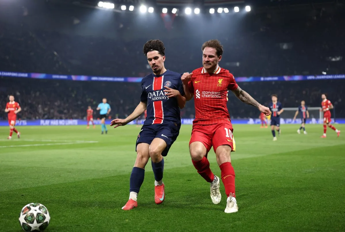 «  Je n’ai jamais vu Liverpool poussé comme ça  » – Emmanuel Petit en incrédulité sur la perte de PSG