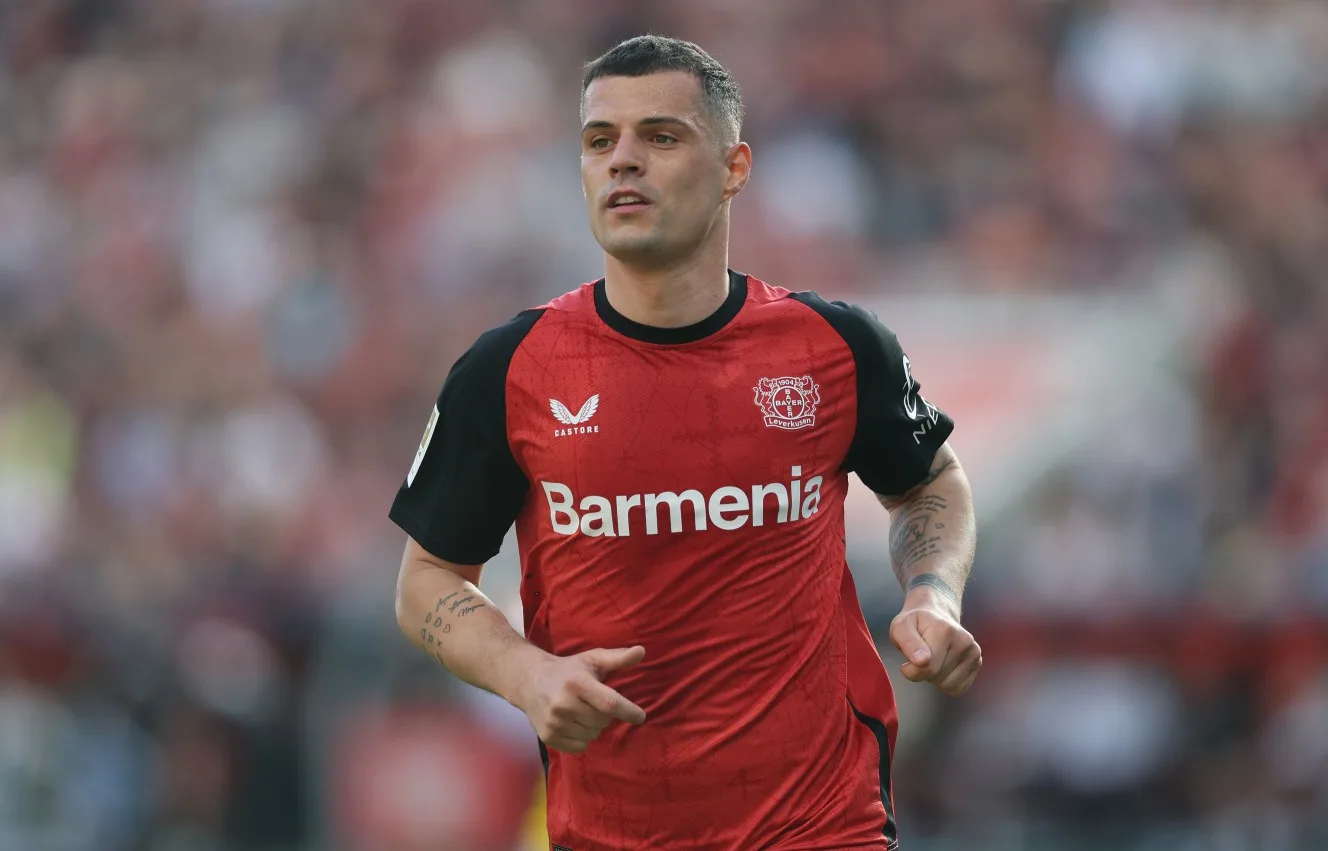 Granit Xhaka se prépare à la vie après le football alors que l’ancienne star d’Arsenal devient chef de la marque de mode