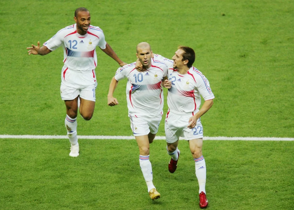 «  Zizou est toujours comme un grand frère pour moi ‘- Franck Ribéry en relation avec Zinedine Zidane