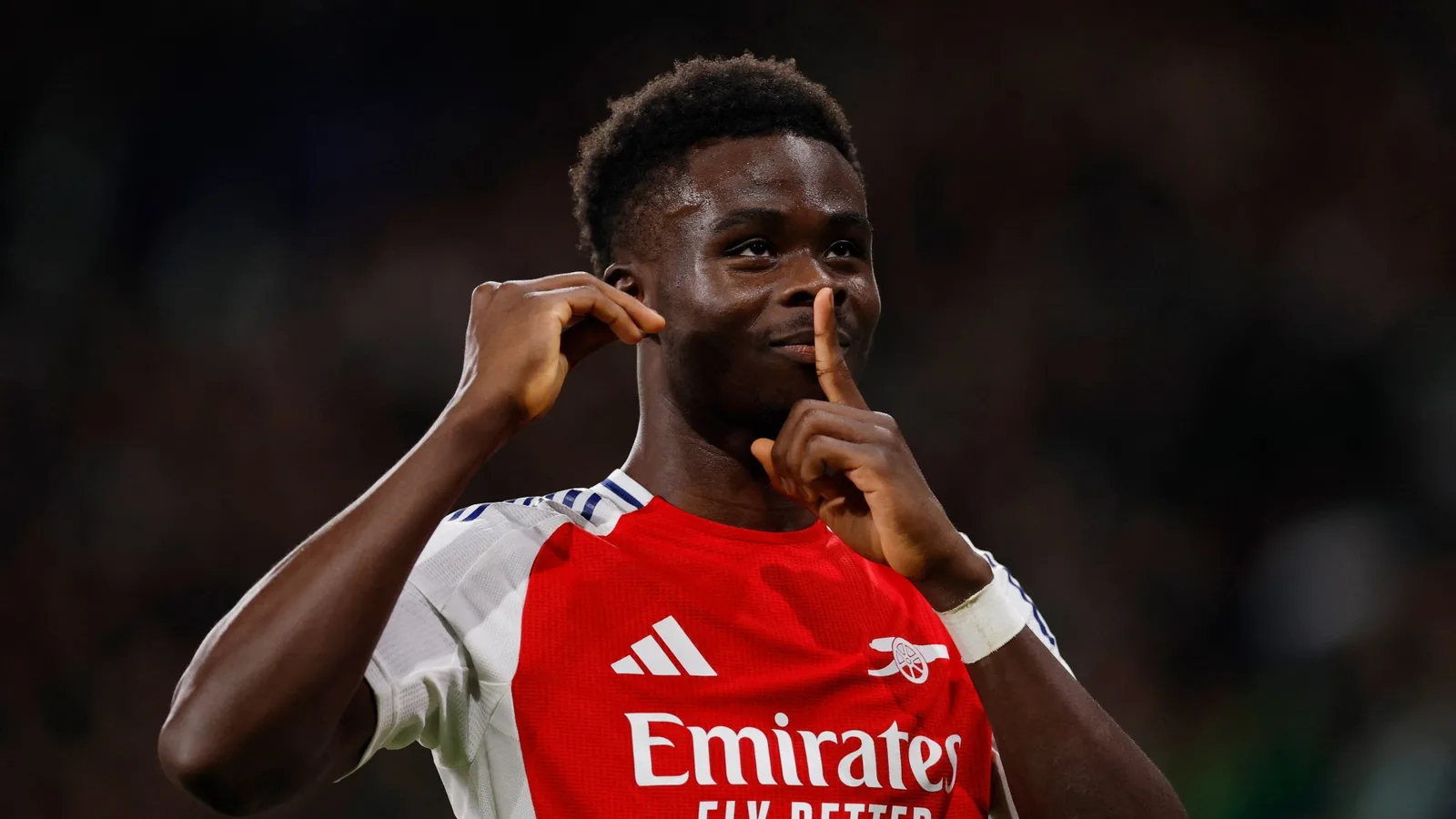 Bukayo Saka revient à une formation avec deux mots de mots alors qu’Arsenal obtient un coup de pouce majeur avant le affrontement du Real Madrid