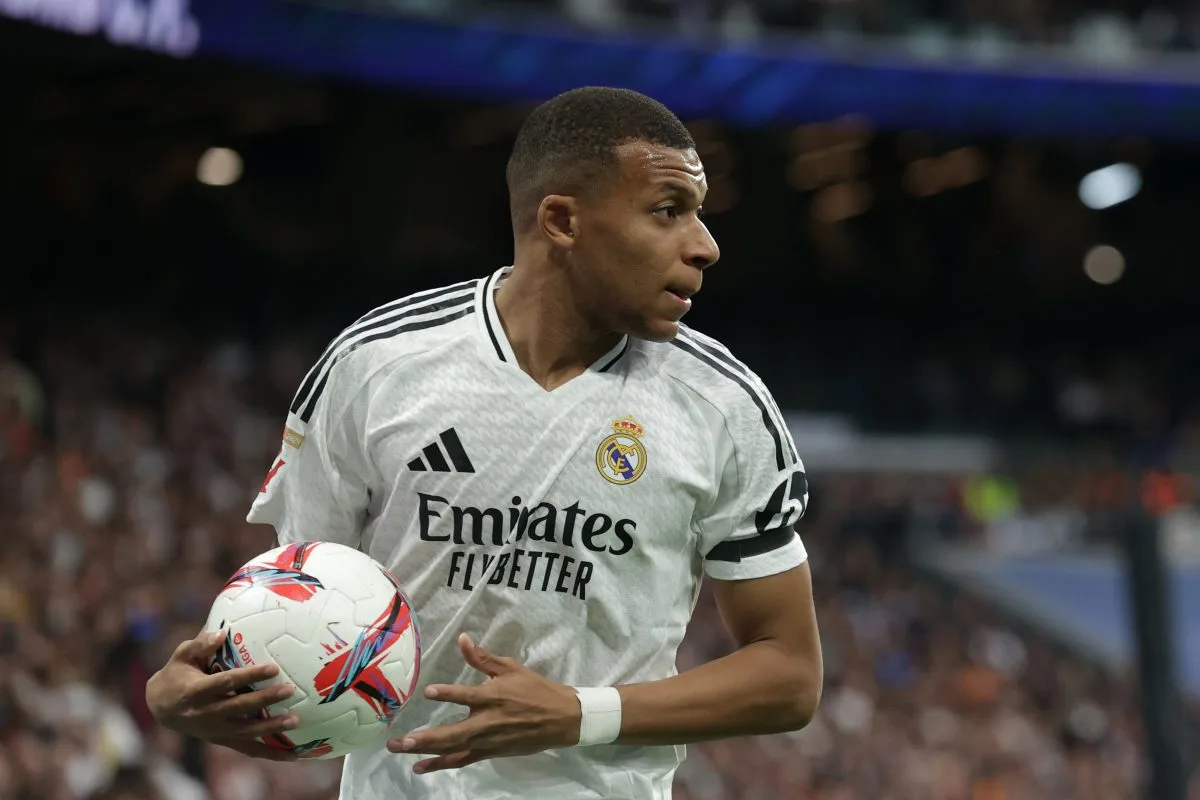 Kylian Mbappé photo angers Real Madrid supporters