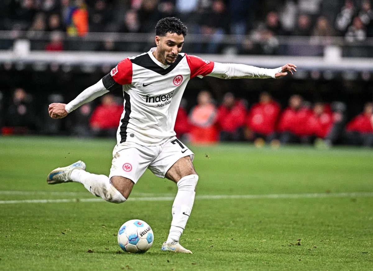 Manchester City conclut un accord avec l’Eintract Frankfurt pour signer Omar Marmoush