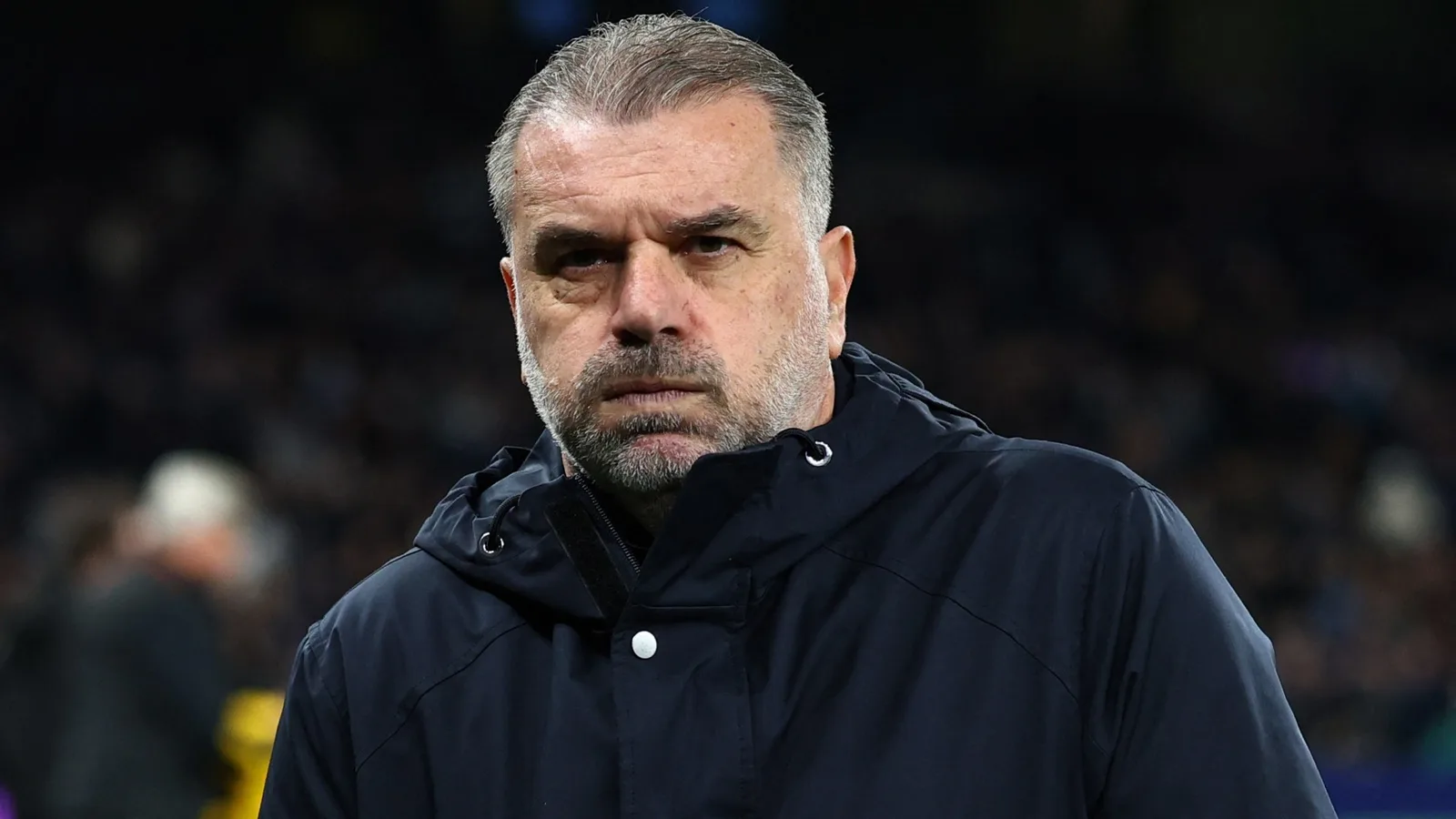 Ange postcoglou évitera le sac même si les éperons sont jetés de la FA Cup mais admet qu’il a deux semaines pour économiser un emploi