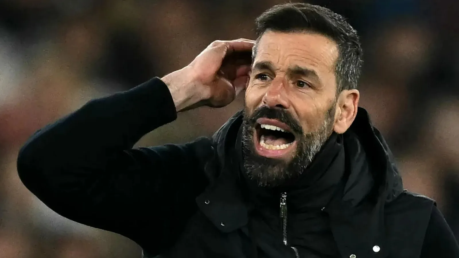 Ruud van Nistelrooy ‘qui quitte Leicester à la fin de la saison avec deux noms dans le cadre pour remplacer l’icône de l’homme UTD après 6 mois’ ‘