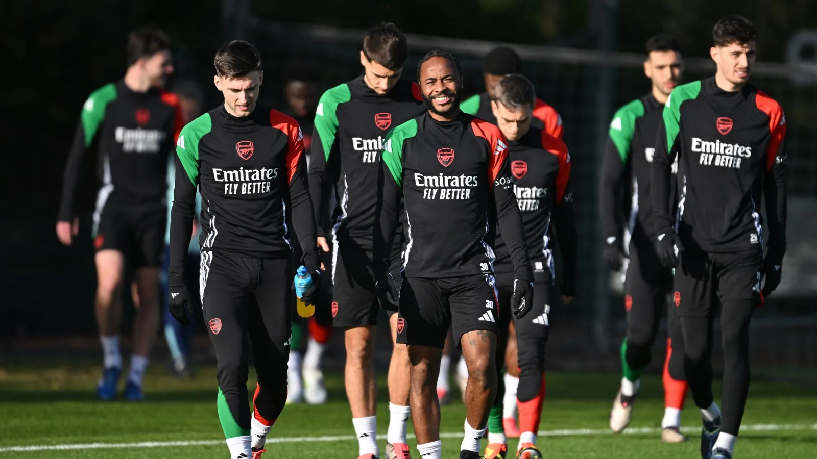 La star oubliée d’Arsenal, 27 ans, revient dans l’équipe pour le choc sportif 477 JOURS après sa dernière apparition