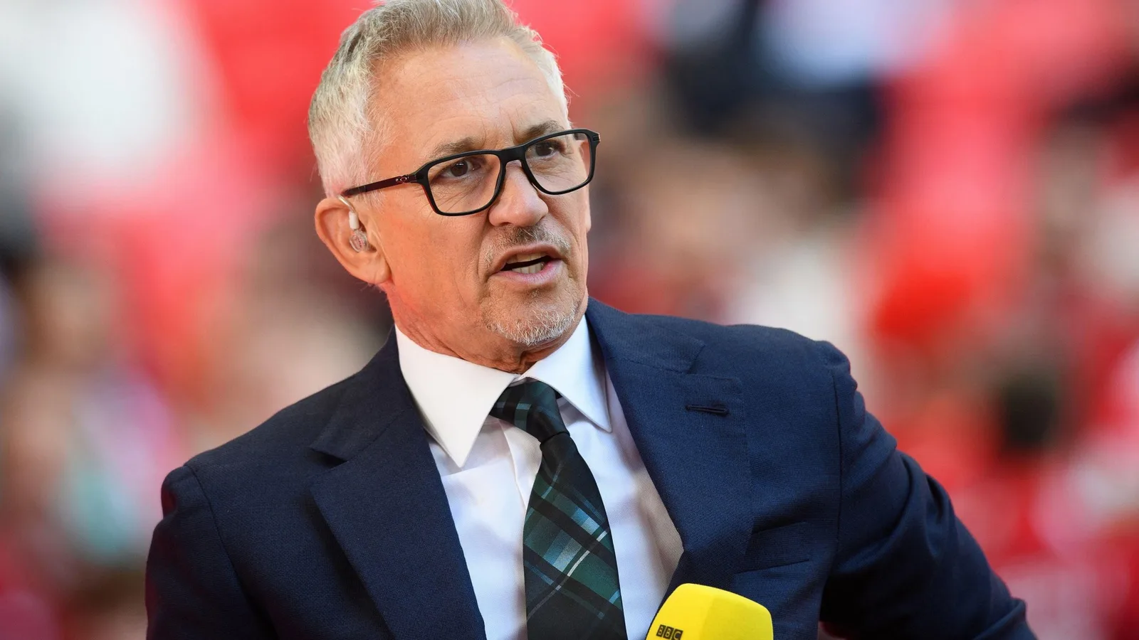 La BBC « fait de TNT Sports un candidat de choc pour remplacer Gary Lineker en tant que présentateur du Match du jour »