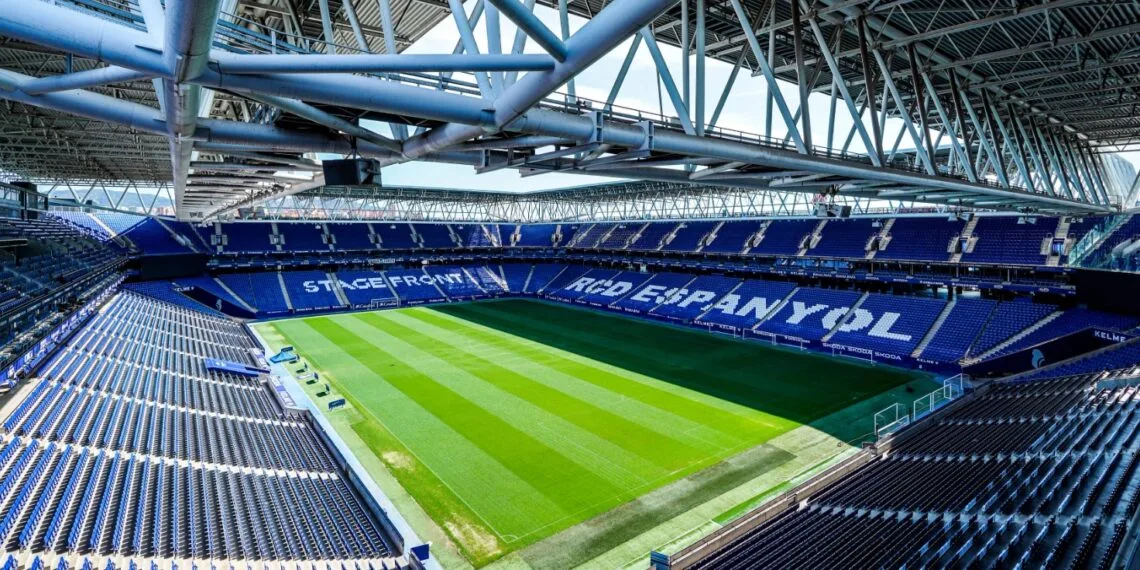 Espanyol-Valencia reporté alors que la Fédération espagnole de football approuve la demande de la Liga