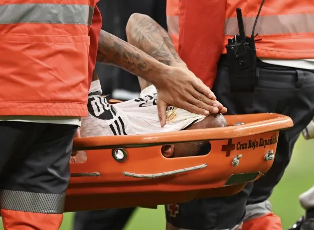Le Real Madrid craint une sixième rupture du LCA en 15 mois après l’abattage d’un défenseur clé