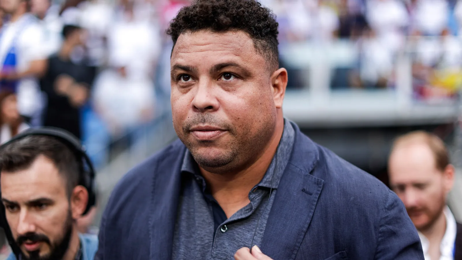 La légende brésilienne Ronaldo snobe Zidane, Figo, Beckham et Rivaldo et choisit l’ancienne star d’Aston Villa comme meilleur coéquipier de tous les temps.