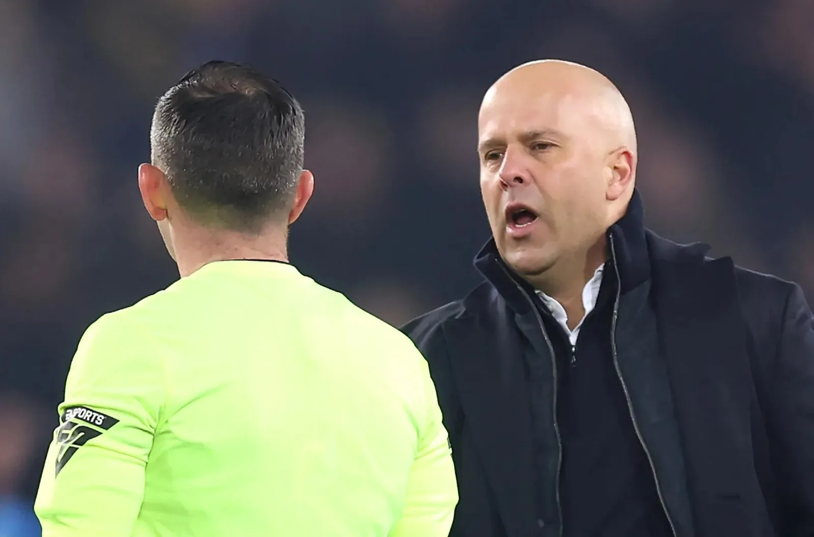 Le patron de Liverpool, Arne Slot, chargé par la FA après le chaos d’Everton – mais sera dans la pirogue contre les loups après l’interdiction