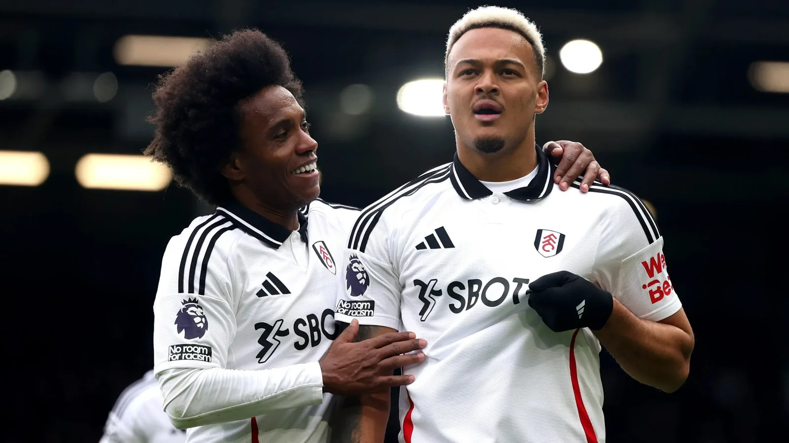 Fulham 2 Tottenham 0: les hôtes de buts tardifs dans les trois points de la Ligue des champions avec le niveau des Spurs avec 16e