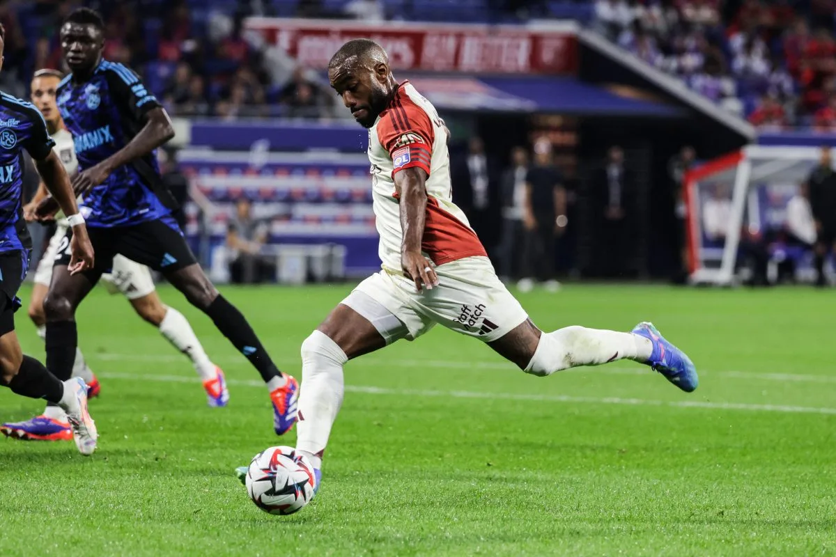 Lyon a prédit XI contre Nice : Alexandre Lacazette pour remplacer Georges Mikautadze