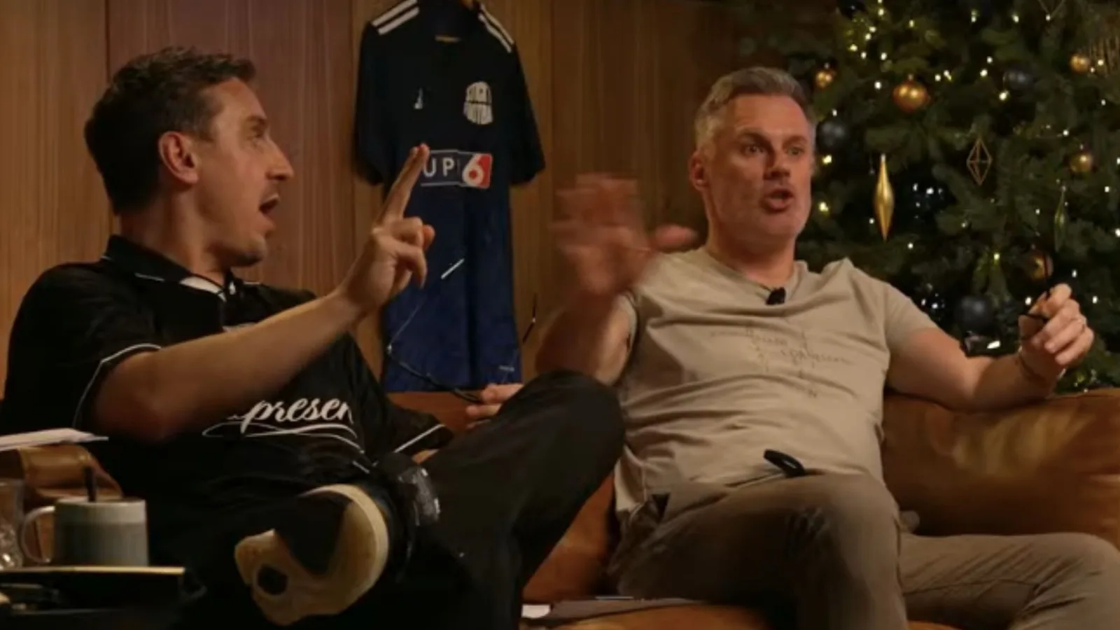 « Pas étonnant que la gestion n’ait pas fonctionné pour vous », déclare Jamie Carragher en citant l’opinion controversée de Gary Neville.