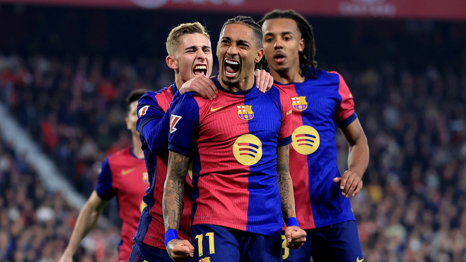 Barcelone a pris d’assaut Séville pour combler le titre de titre La Liga