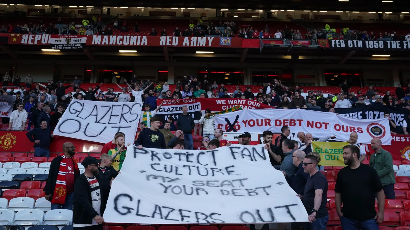 J’ai le même siège à Old Trafford depuis 45 ans mais maintenant je suis démontré – Man Utd nous accroche pour sécher