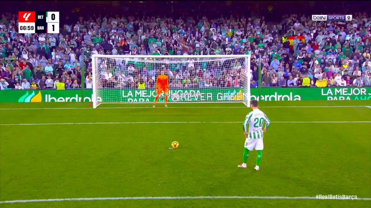 REGARDER: Le Real Betis égalise contre Barcelone grâce à Giovani Lo Celso