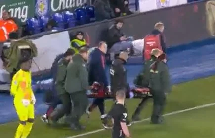 Leicester vs man utd live score: hojlund powers home premier but de 2025 mais le paradis a été emporté sur la civière – mises à jour
