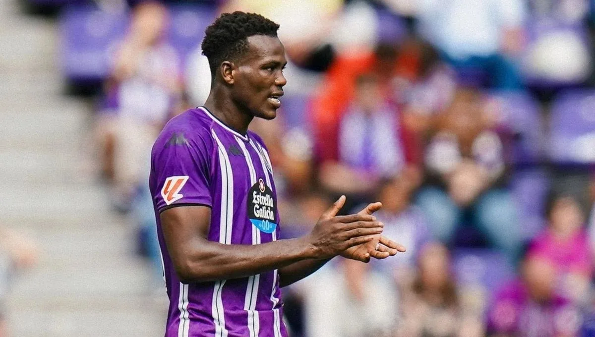 Manchester City fait un geste choc pour le défenseur central adolescent de la Liga