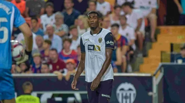 Valence sera privé d’un joueur clé contre Barcelone