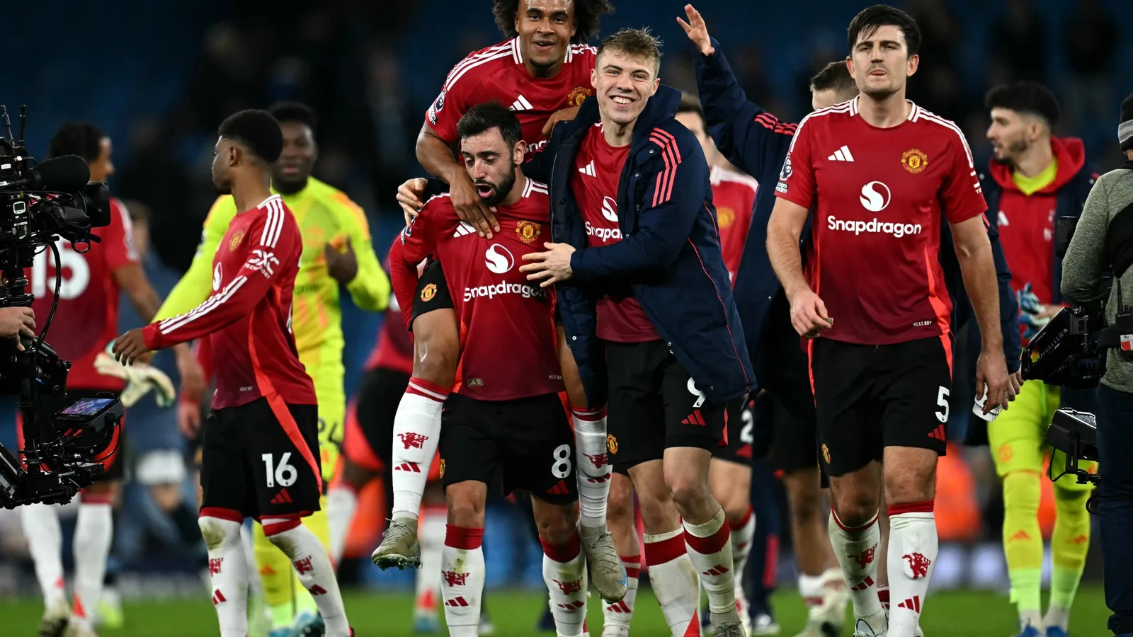Les matchs de la TV en Premier League ont annoncé avec Man Utd vs Man City Time révélé et un énorme affrontement de Chelsea jeudi soir