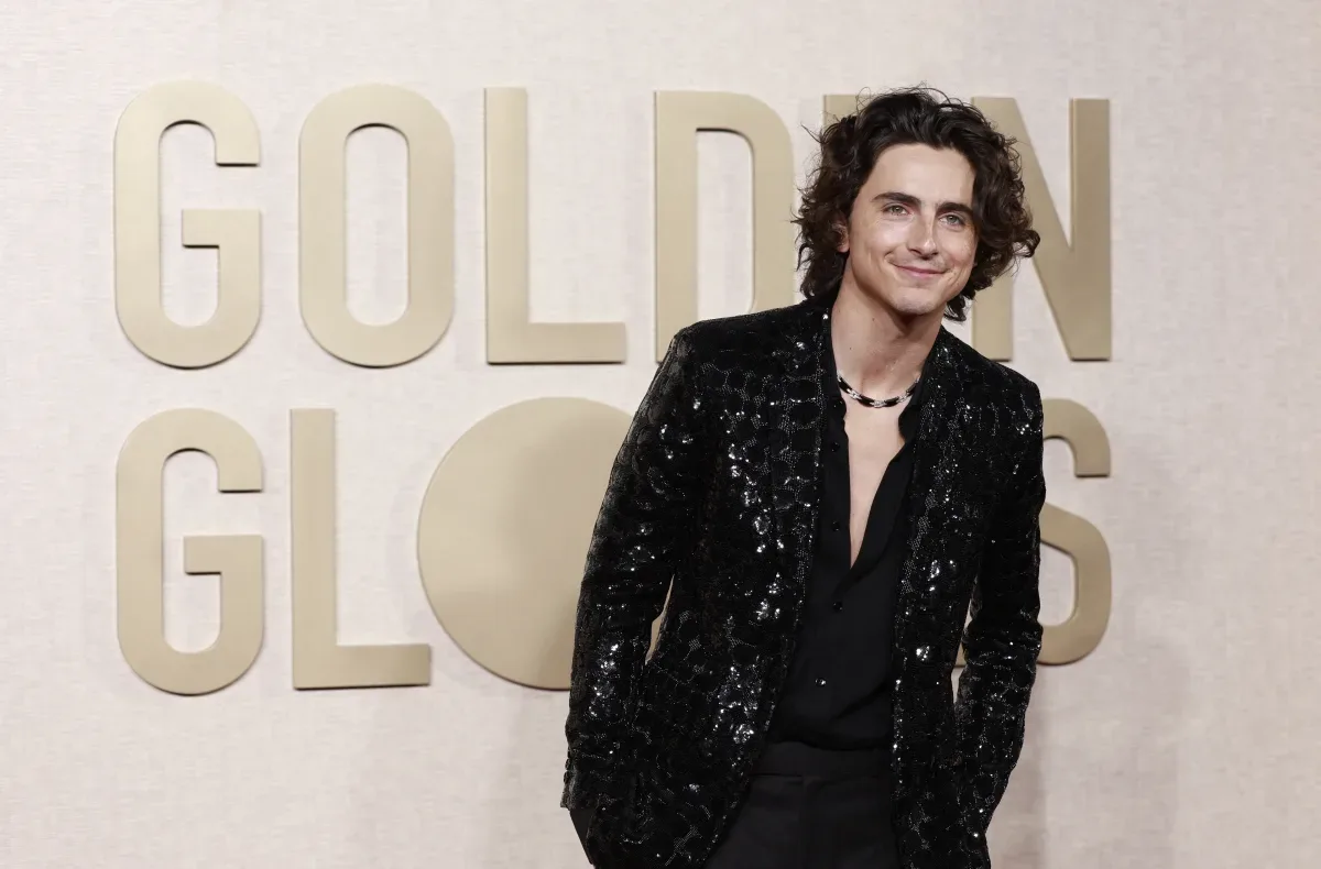Timothée Chalamet used to chase Saint-Étienne by bike