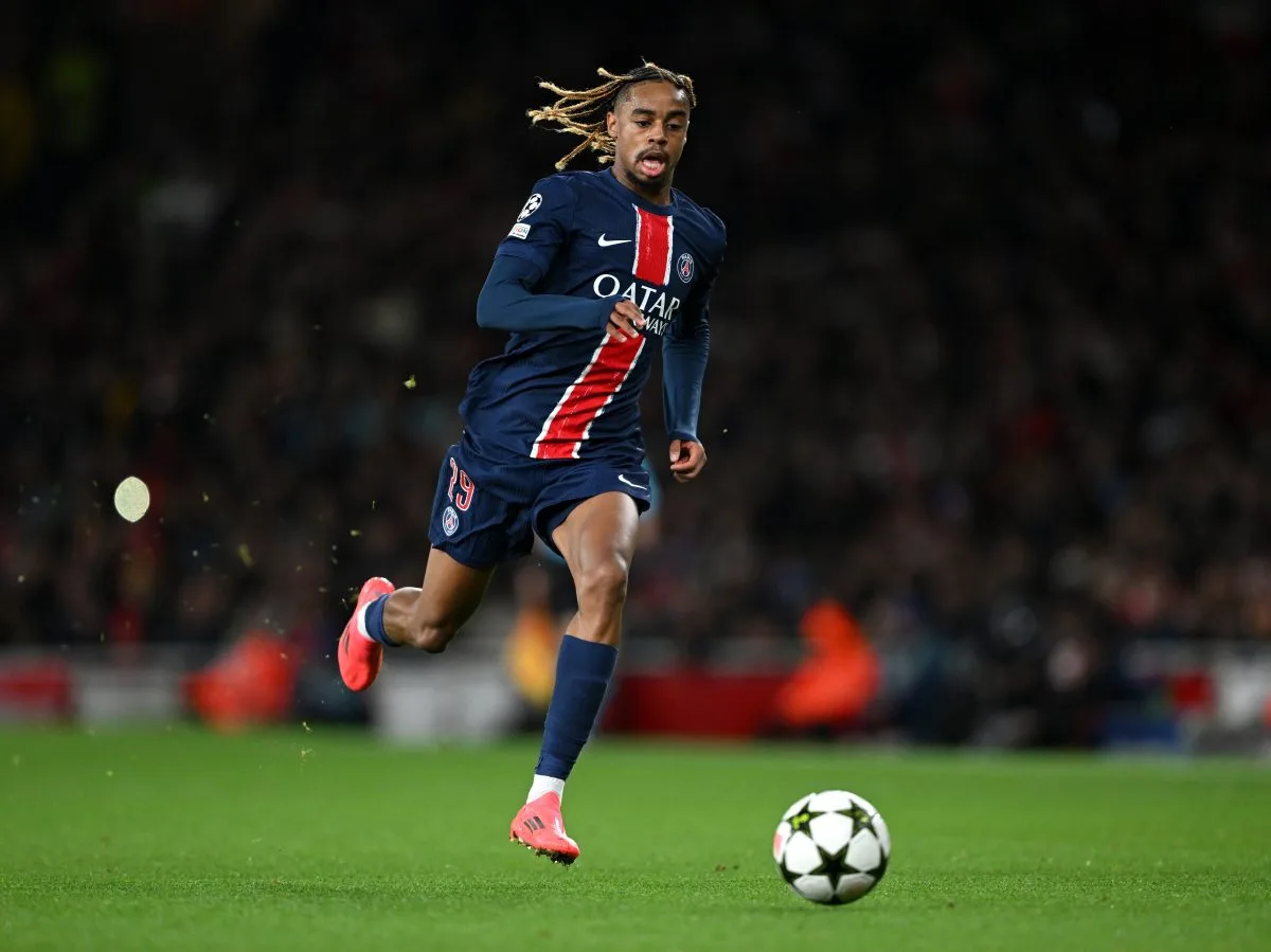 NOTES DES JOUEURS | Lens 1-2 PSG : Bradley Barcola inspire les Parisiens décousus à la victoire
