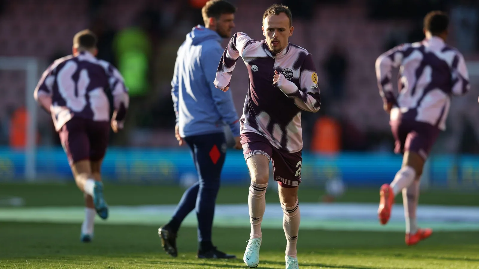 Bournemouth vs Brentford Live Score: Cherries Host Bees After Man City Draw, Everton Late Equalizer et Forest Win