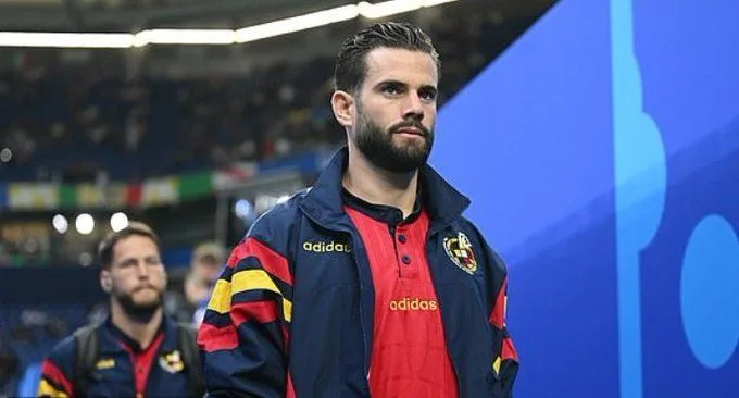 Nacho Fernandez sur le Ballon d’Or, Carlo Ancelotti, le comportement du Real Madrid et l’exil en Espagne – « Je suis le seul »