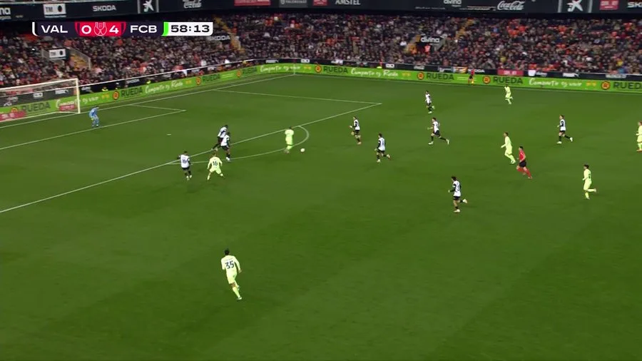 Regarder: Barcelone ajoute le cinquième but contre Valence gracieuseté de Lamine Yamal