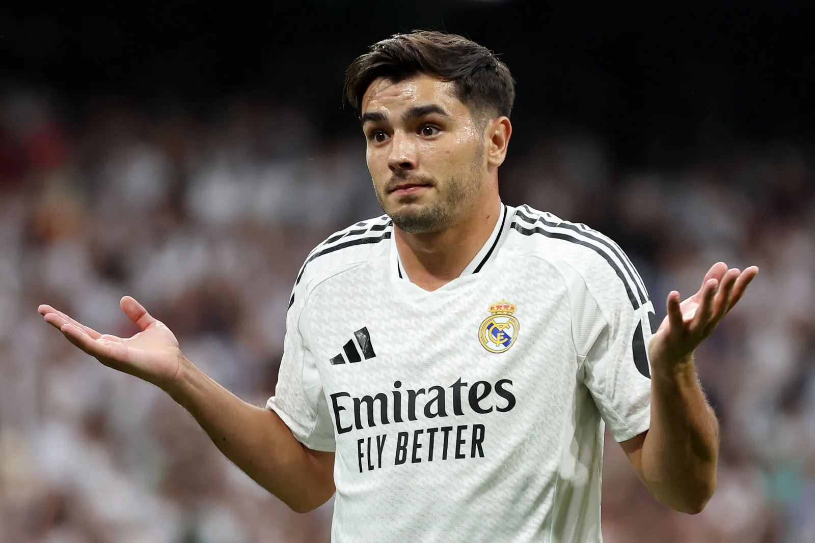 Un joueur surprise du Real Madrid crédité comme colle dans le vestiaire entre les stars