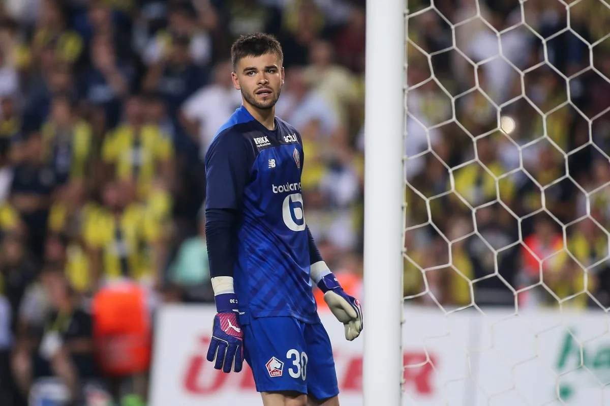 Le PSG cherche à remplacer Gianluigi Donnarumma par Lucas Chevalier de Lille