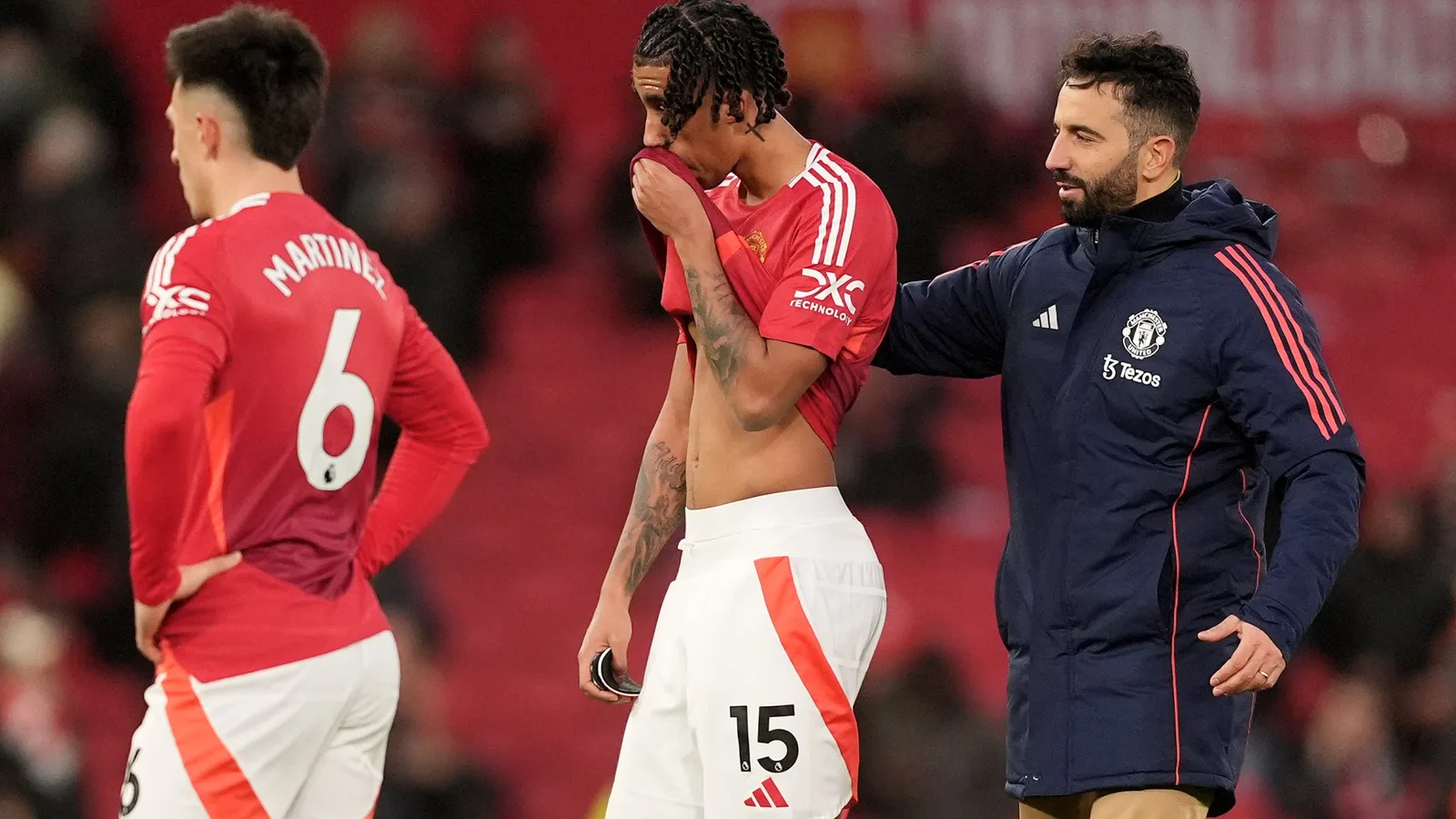 Man Utd bat deux autres records de club indésirables lors d’une lamentable défaite à domicile contre Bournemouth