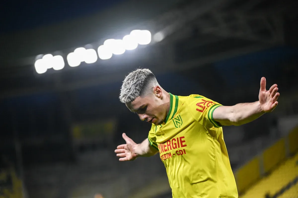 Nantes XI prédit contre Lens : Matthis Abline titulaire, Mostafa Mohamed abandonné