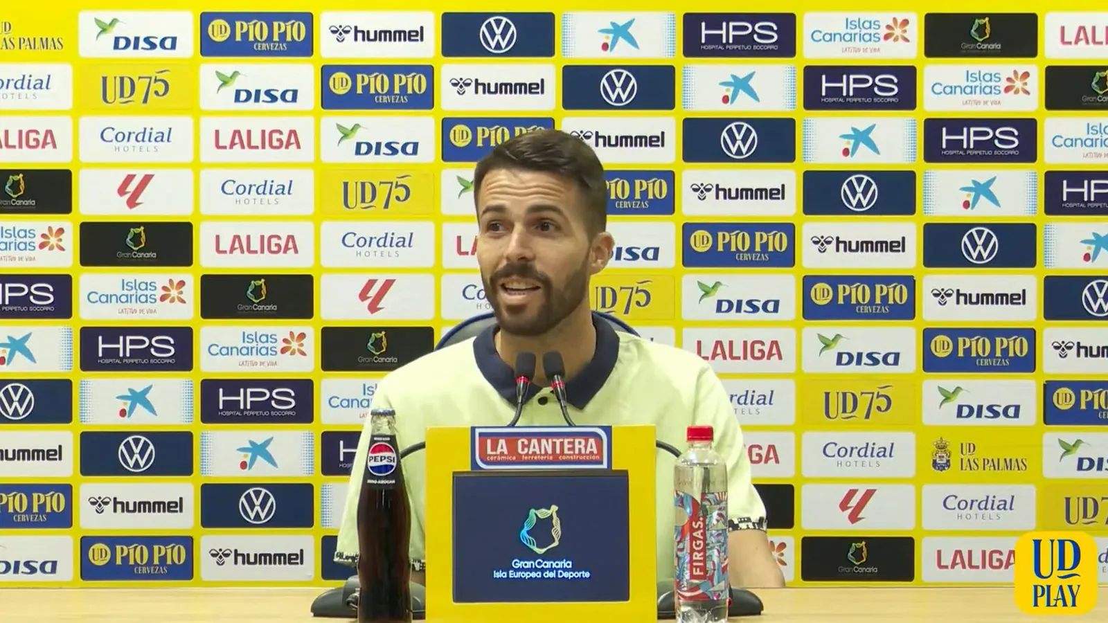 Heartbreak comme Las Palmas Star confirme que le temps est dû au cancer