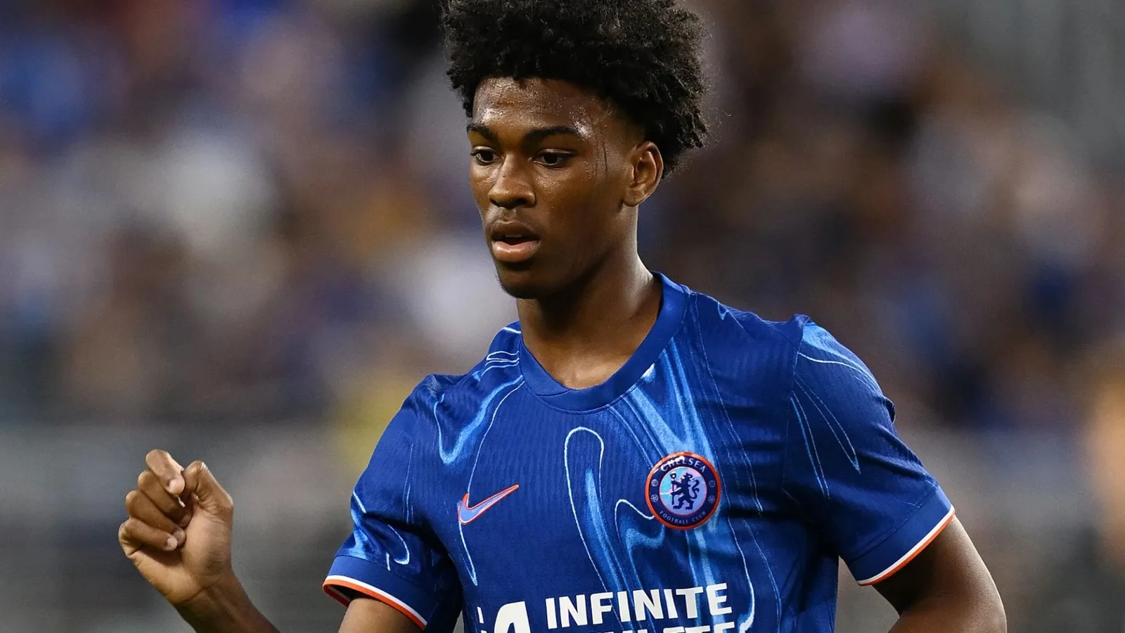 Chelsea et Josh Acheampong mettent enfin fin à leur contrat alors que le prodige anglais signe un contrat de cinq ans